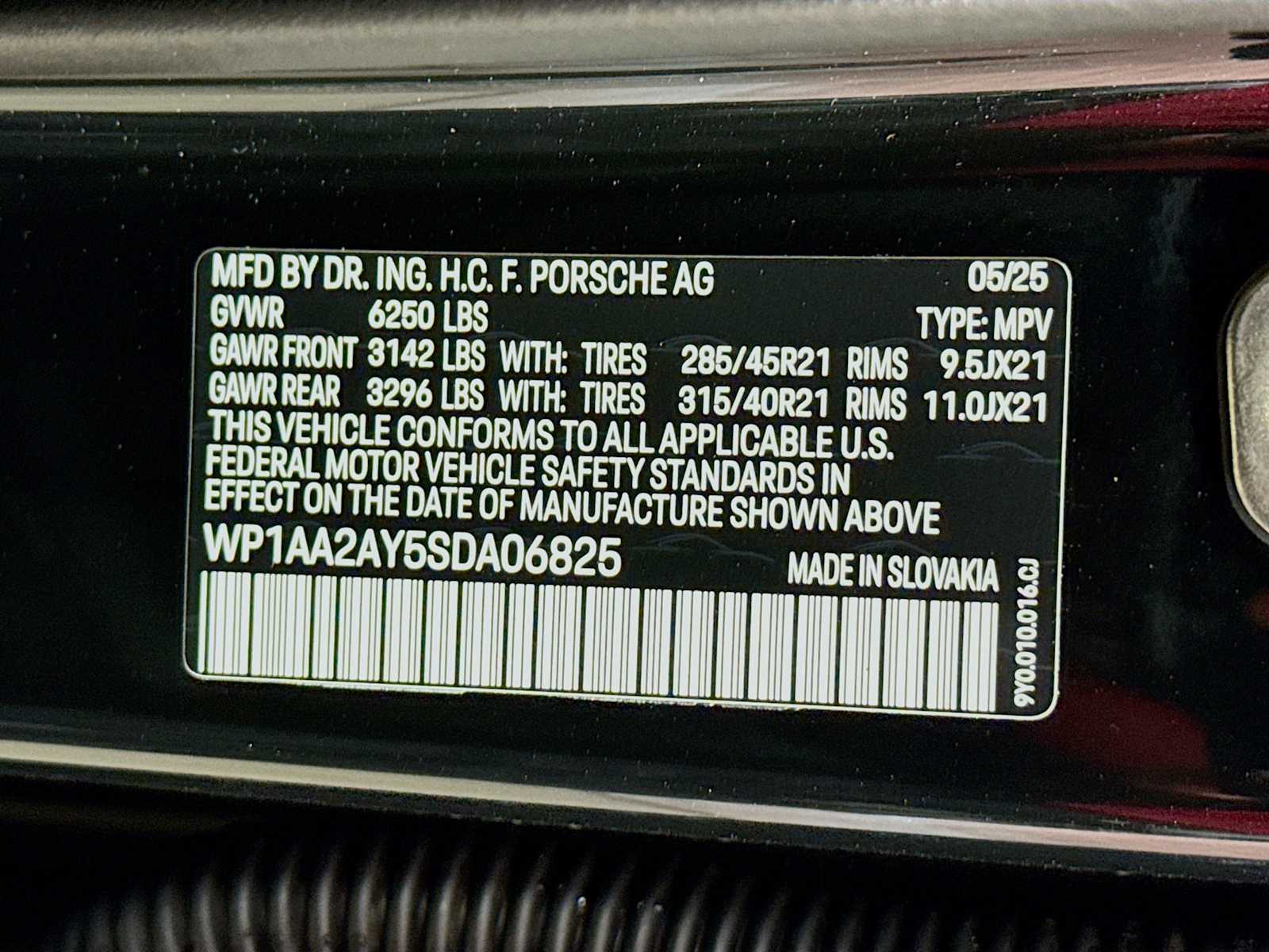 Thumbnail: 2025 Porsche Cayenne - 24