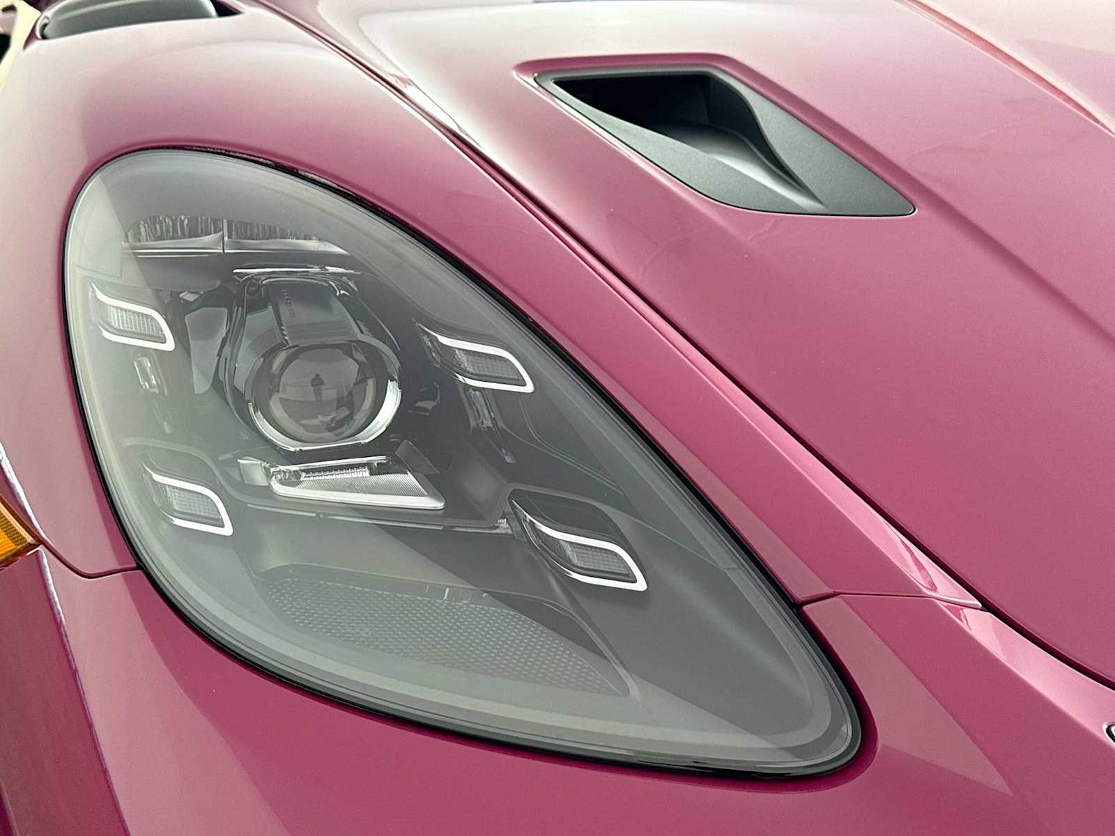 Thumbnail: 2025 Porsche  - 26