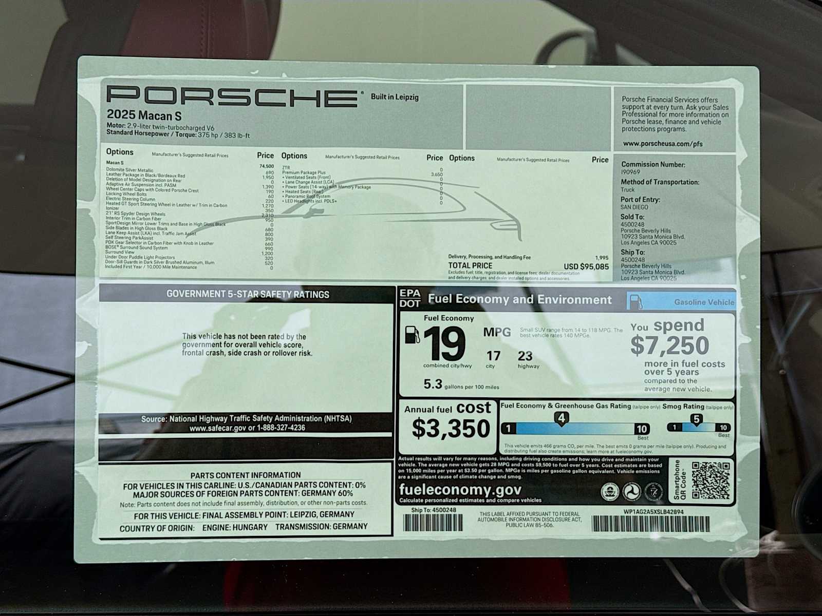 Thumbnail: 2025 Porsche Macan - 26