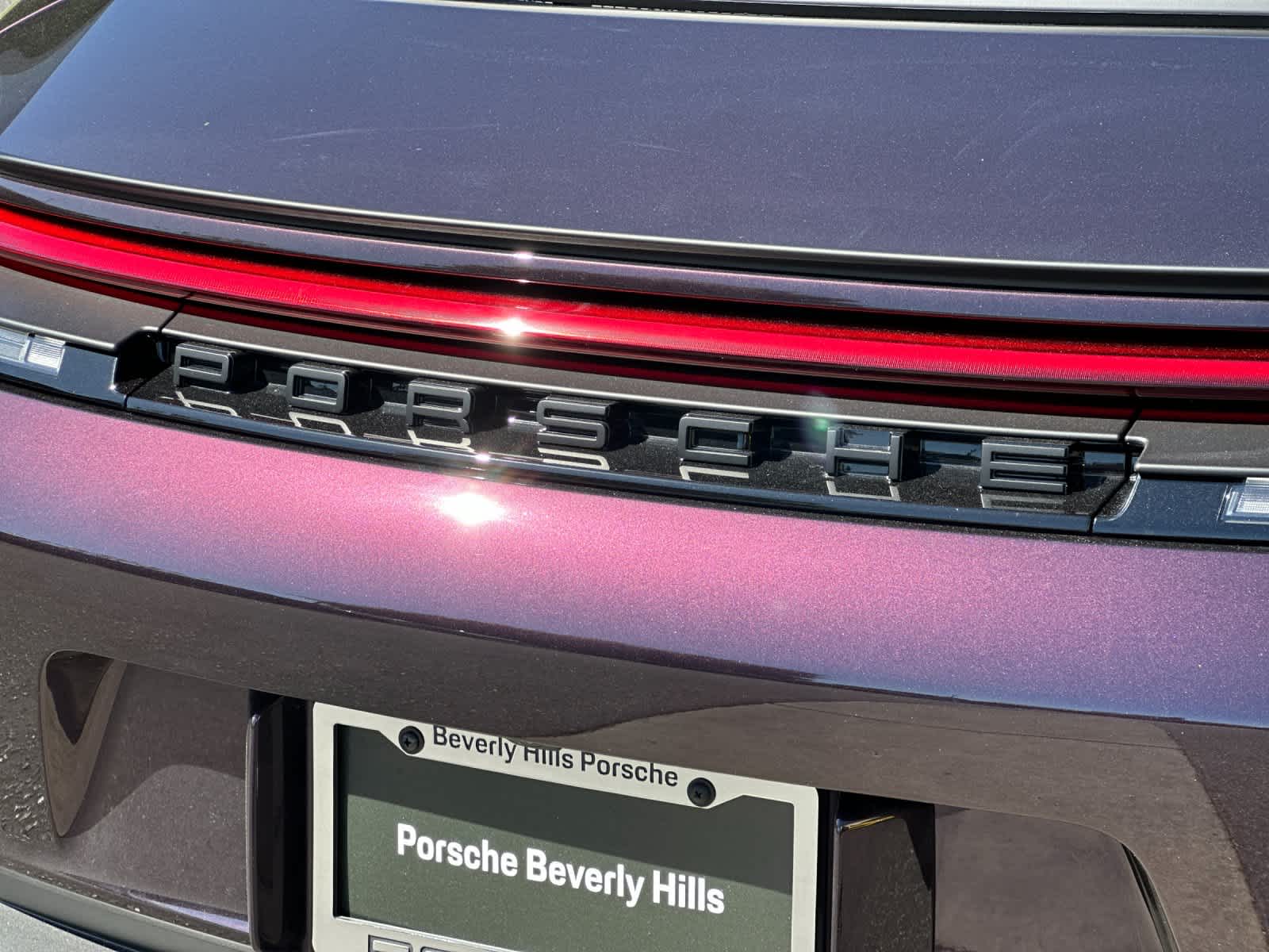 Thumbnail: 2026 Porsche 911 - 27