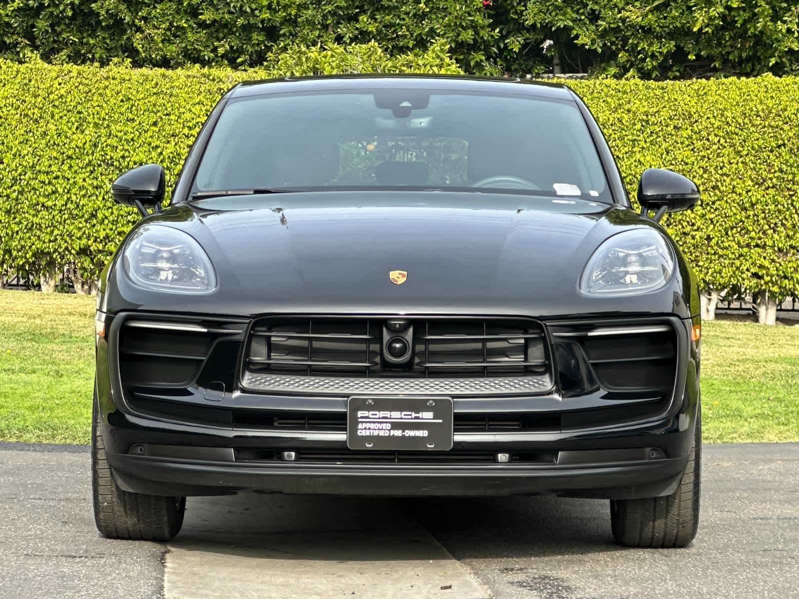 Thumbnail: 2025 Porsche Macan - 11