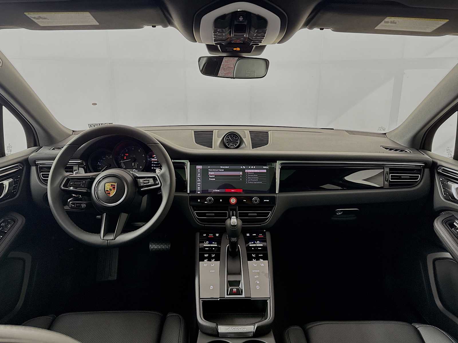 Thumbnail: 2026 Porsche Macan - 27