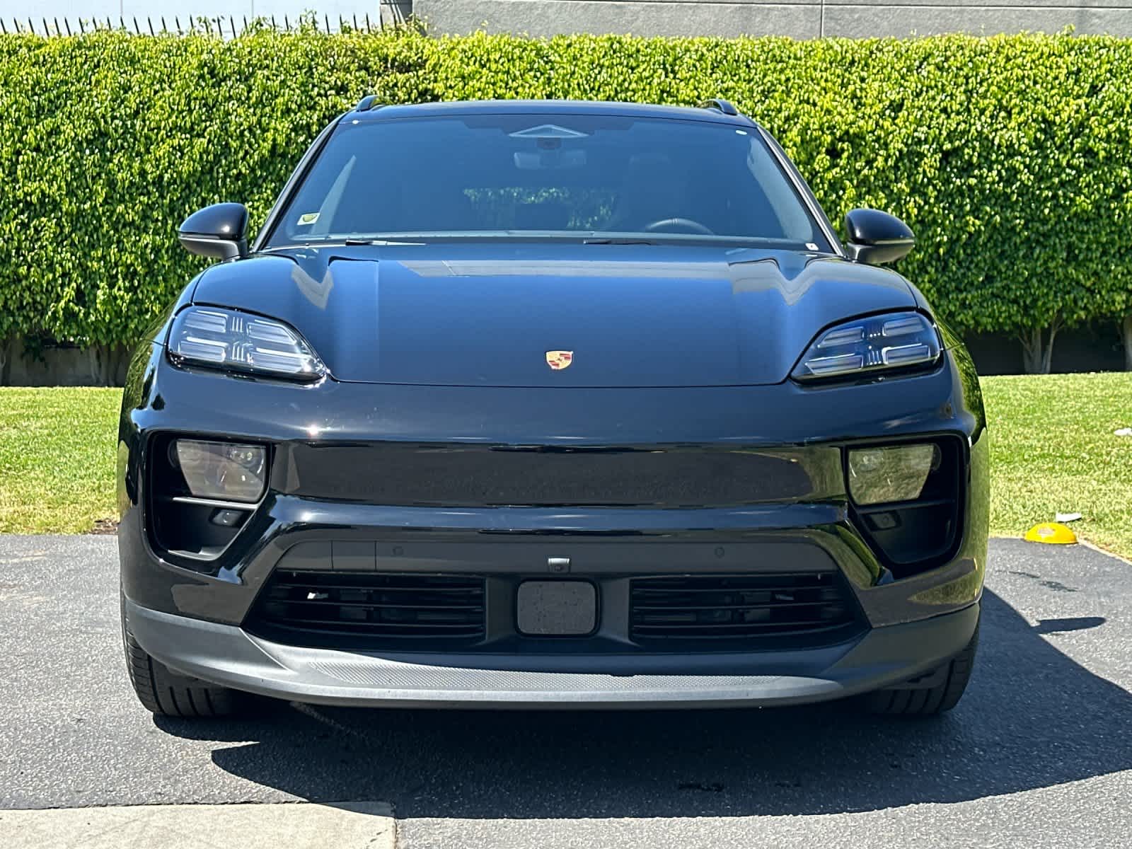 Thumbnail: 2026 Porsche Macan - 11