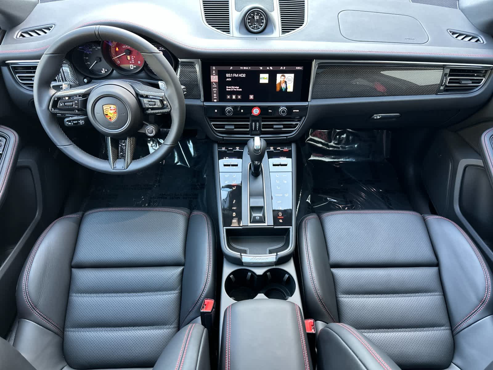 Thumbnail: 2026 Porsche Macan - 6