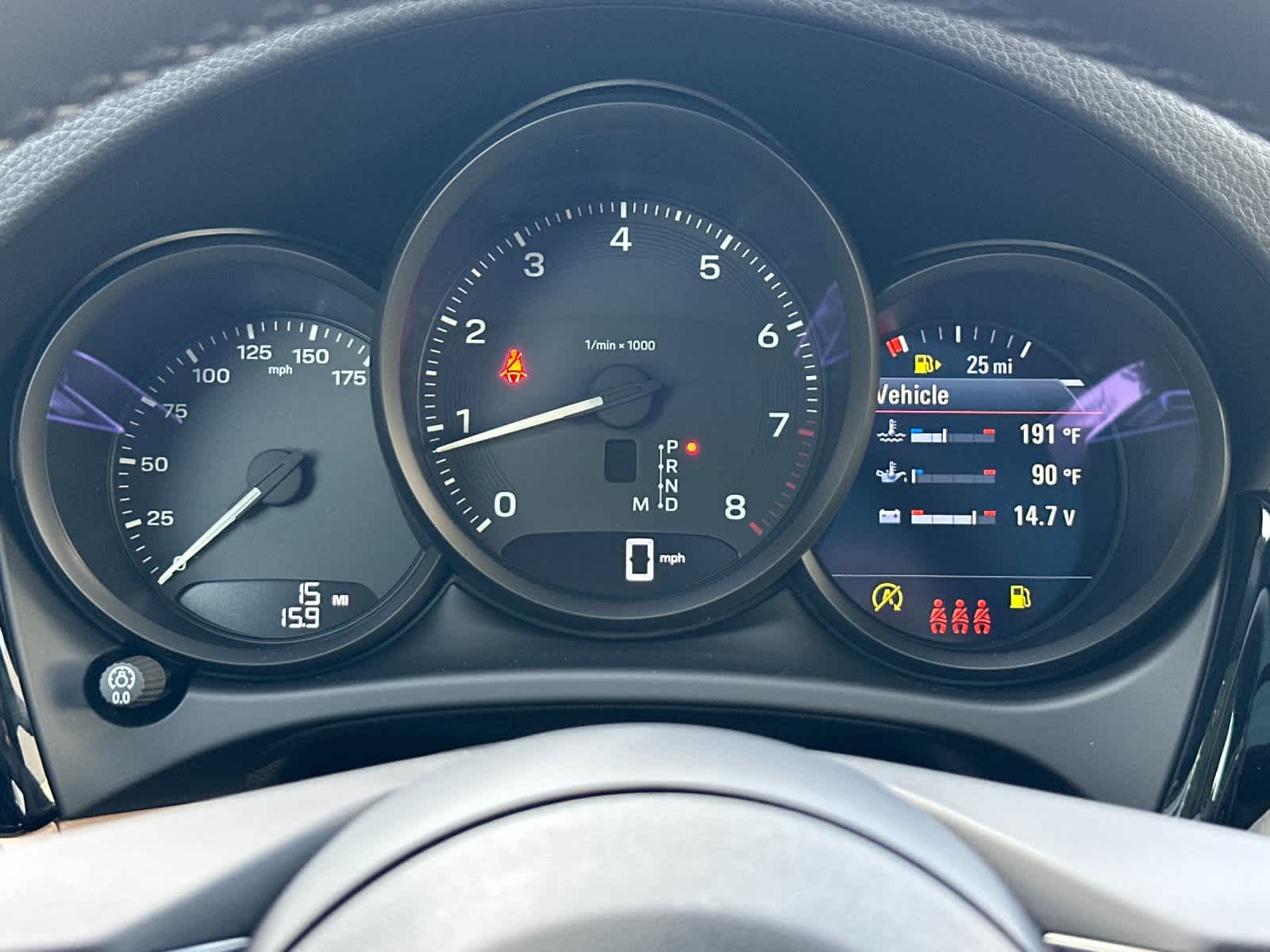 Thumbnail: 2026 Porsche Macan - 28