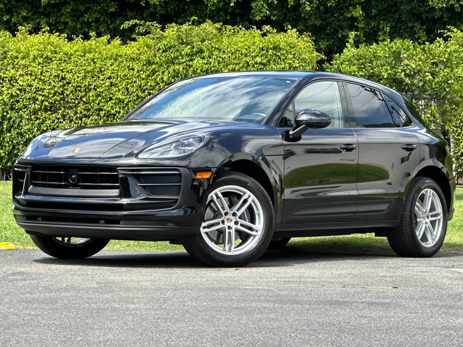 2024 Porsche Macan Base