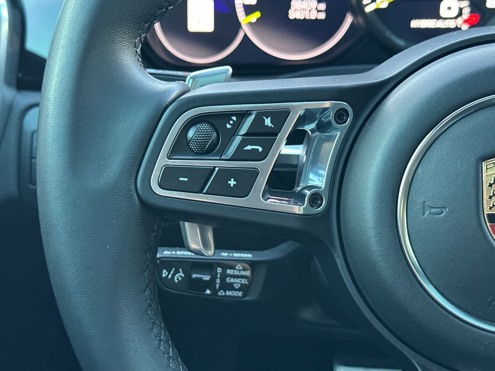 Thumbnail: 2023 Porsche Cayenne - 27