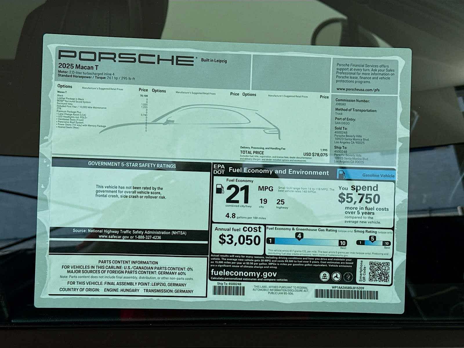 Thumbnail: 2025 Porsche Macan - 26