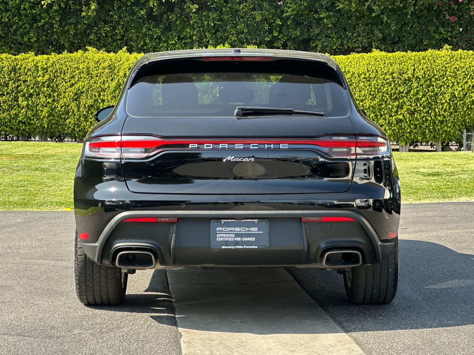 Thumbnail: 2025 Porsche Macan - 7