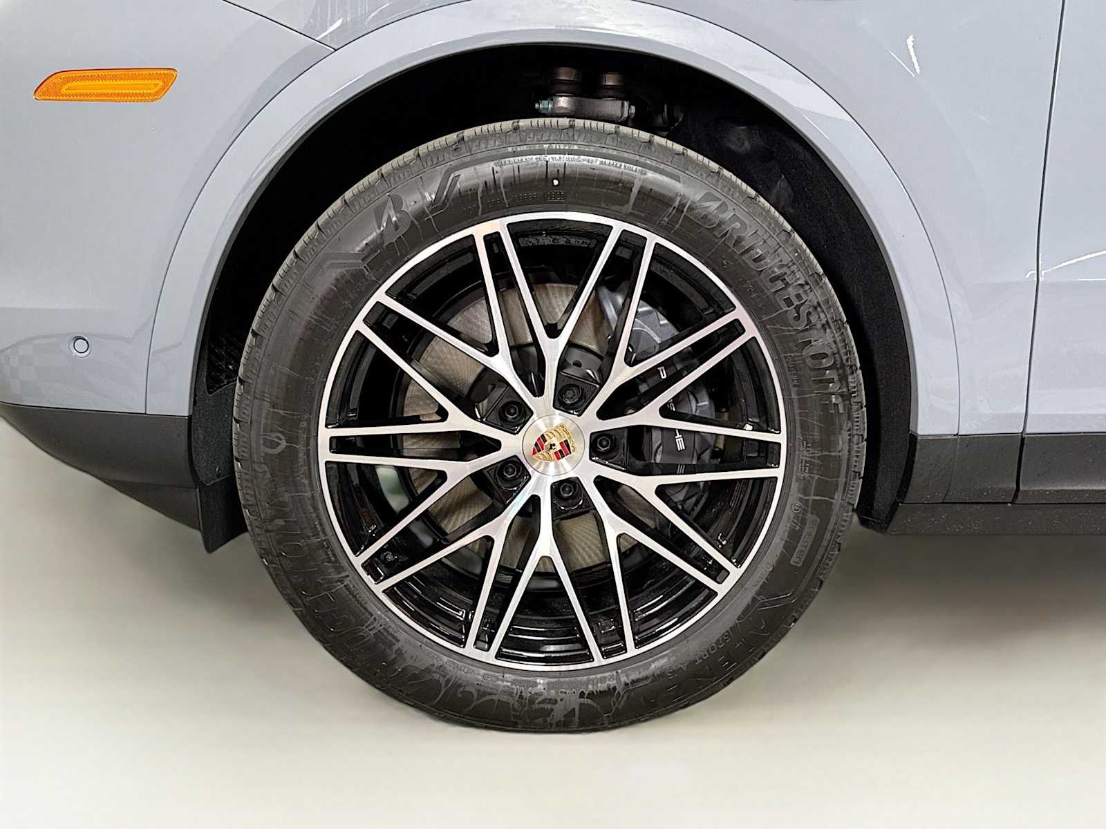 Thumbnail: 2025 Porsche Cayenne - 24