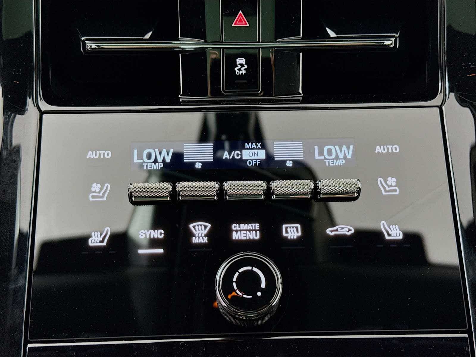 Thumbnail: 2026 Porsche Panamera - 13