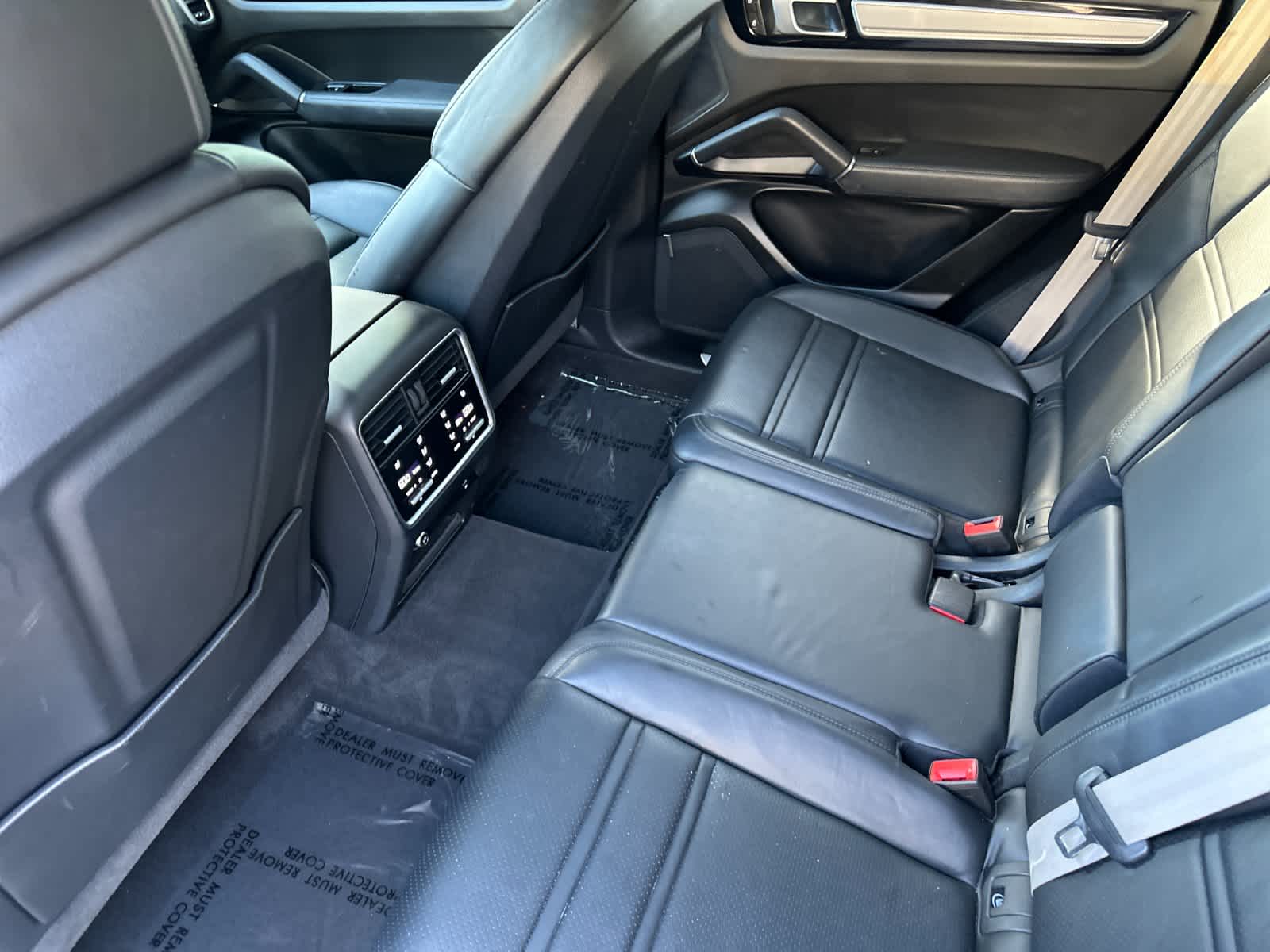 Thumbnail: 2022 Porsche Cayenne - 13