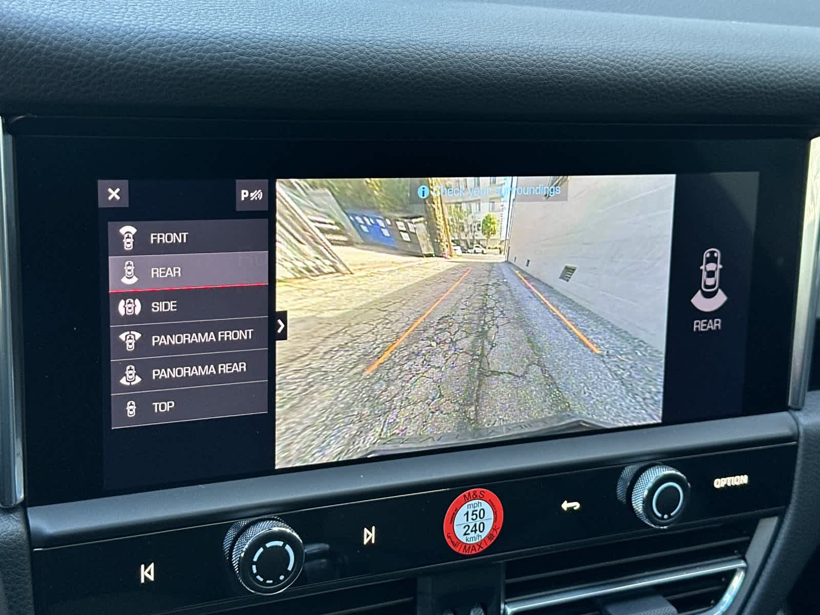 Thumbnail: 2025 Porsche Macan - 23