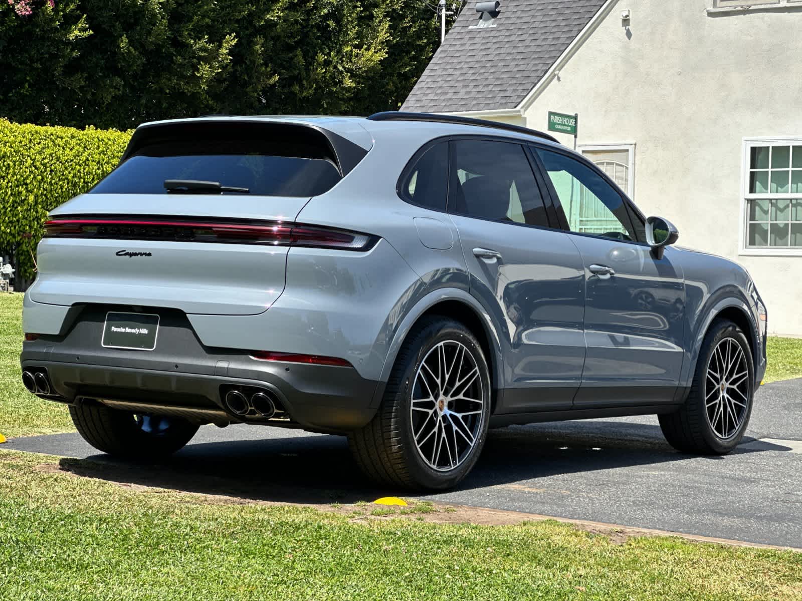 Thumbnail: 2026 Porsche Cayenne - 8
