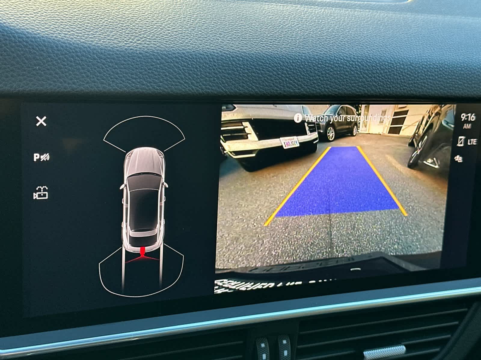 Thumbnail: 2022 Porsche Cayenne - 46