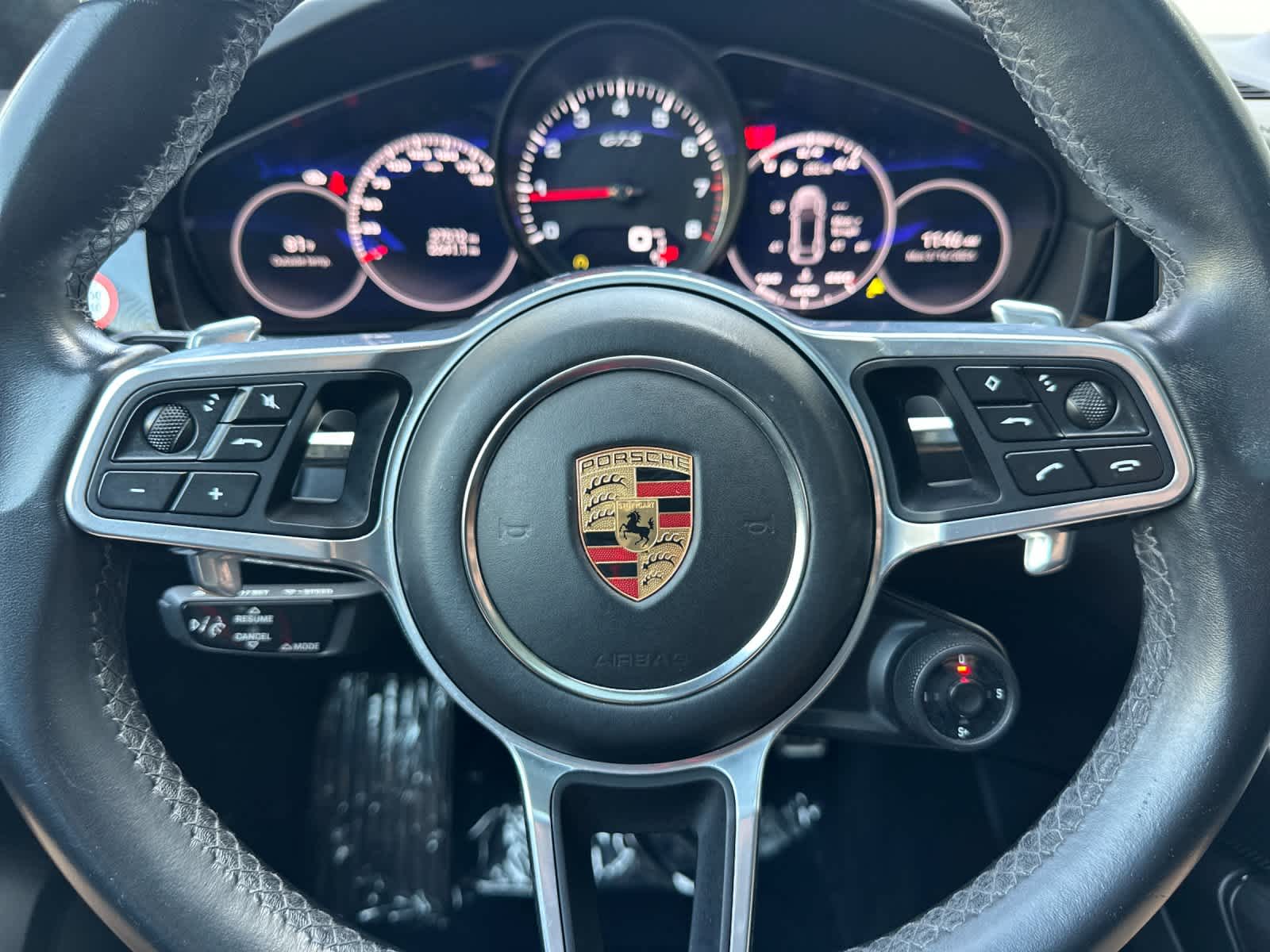 Thumbnail: 2023 Porsche Cayenne - 26