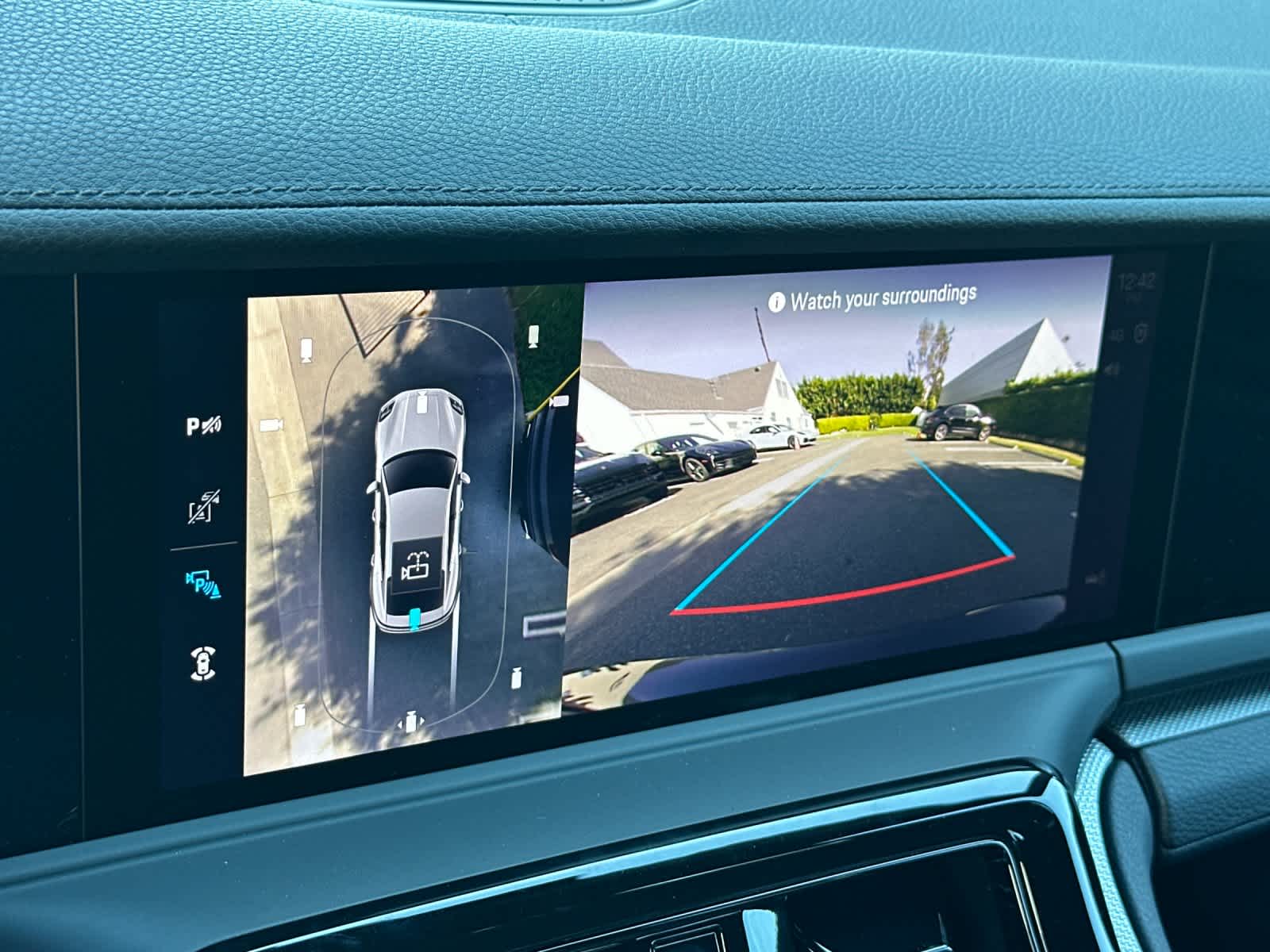 Thumbnail: 2026 Porsche Panamera - 23