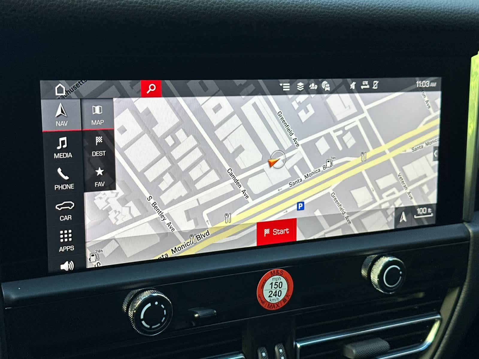 Thumbnail: 2026 Porsche Macan - 21