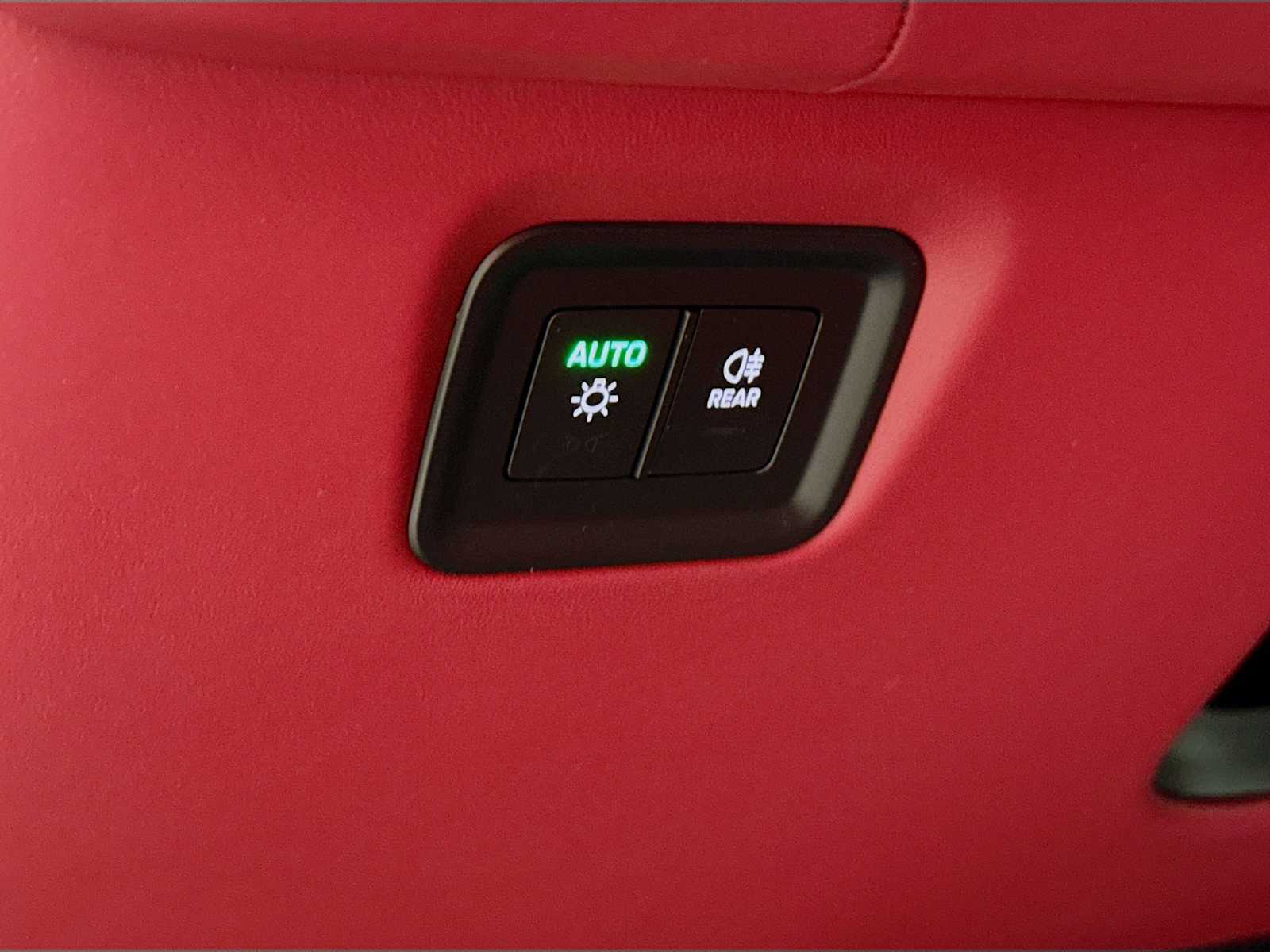 Thumbnail: 2025 Porsche Cayenne - 11