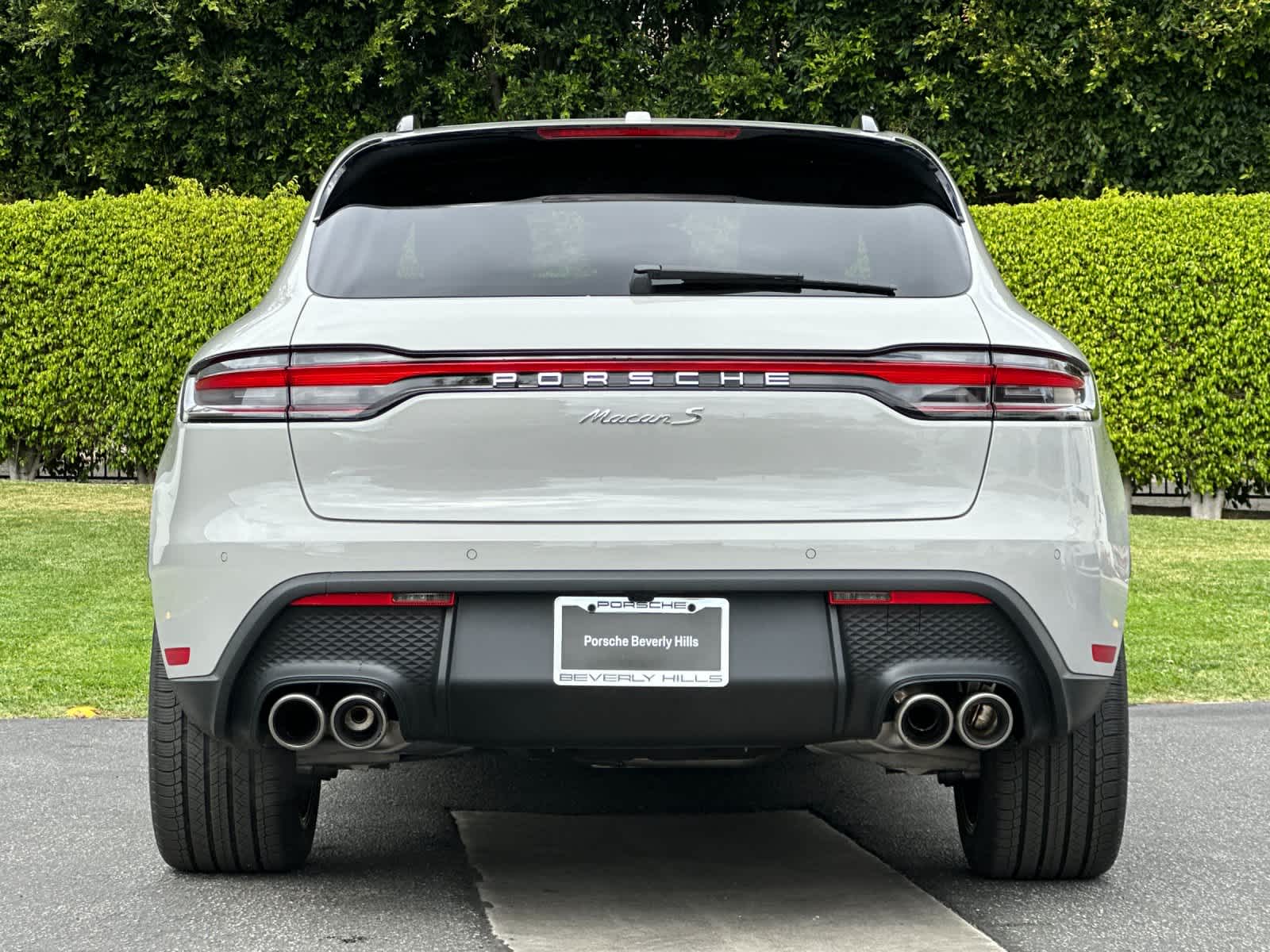 Thumbnail: 2026 Porsche Macan - 7