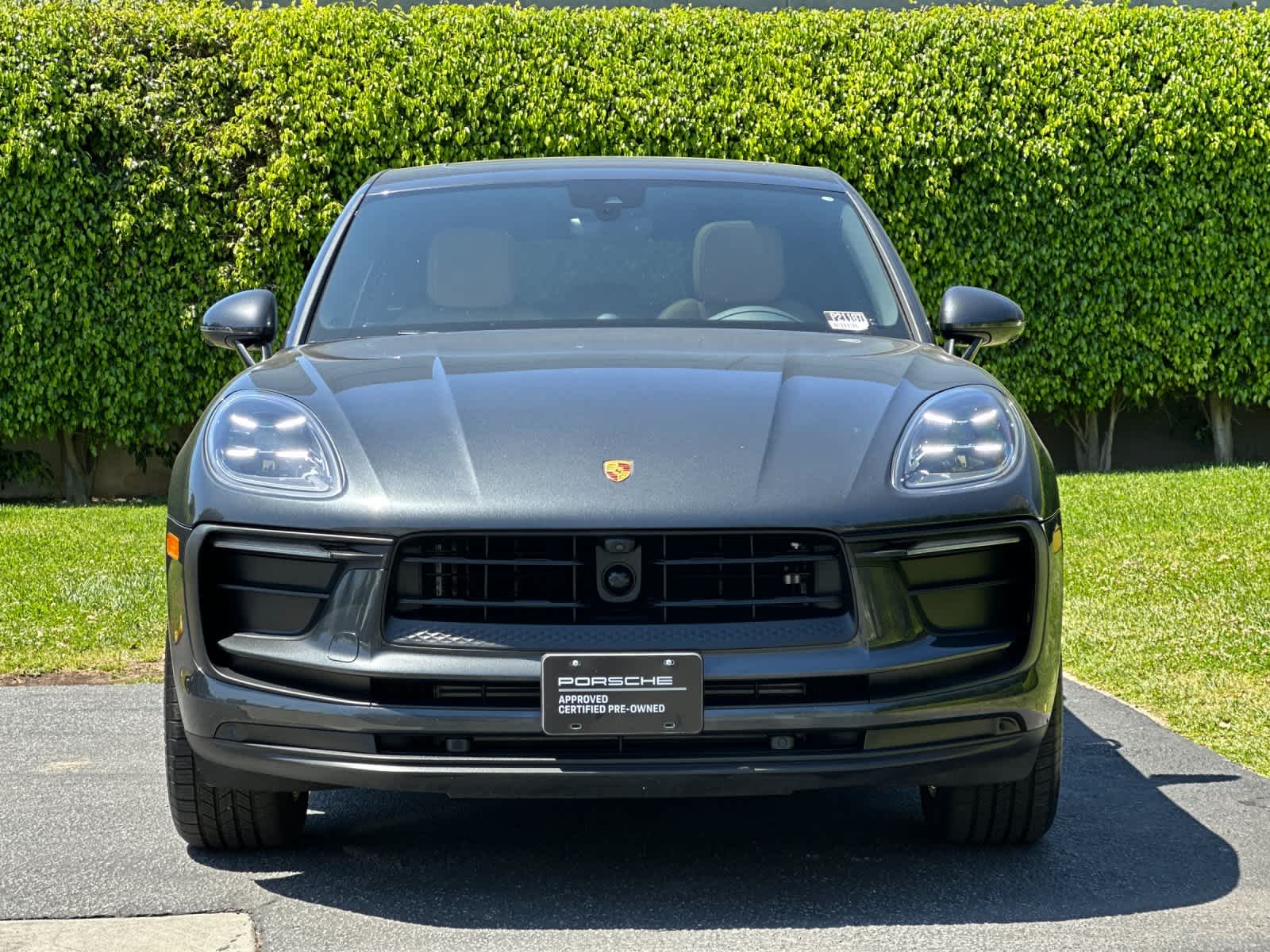 Thumbnail: 2025 Porsche Macan - 11