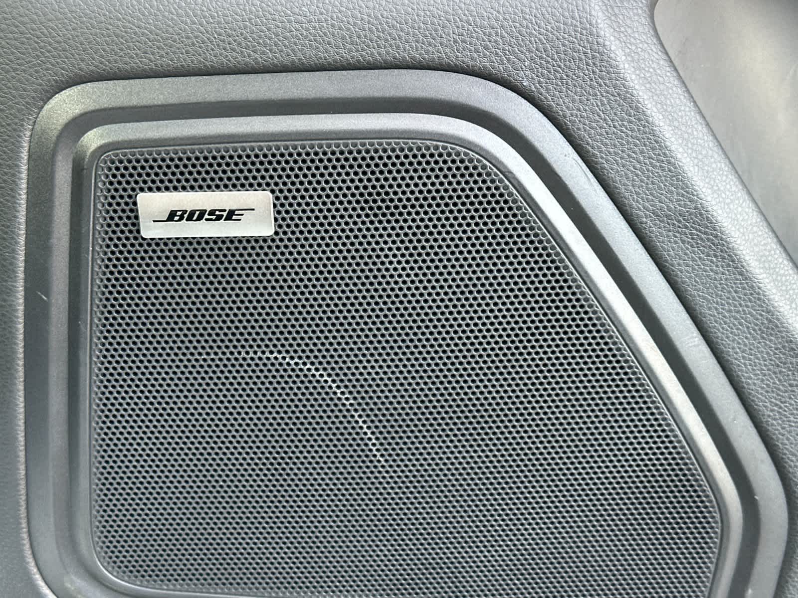 Thumbnail: 2025 Porsche Macan - 20