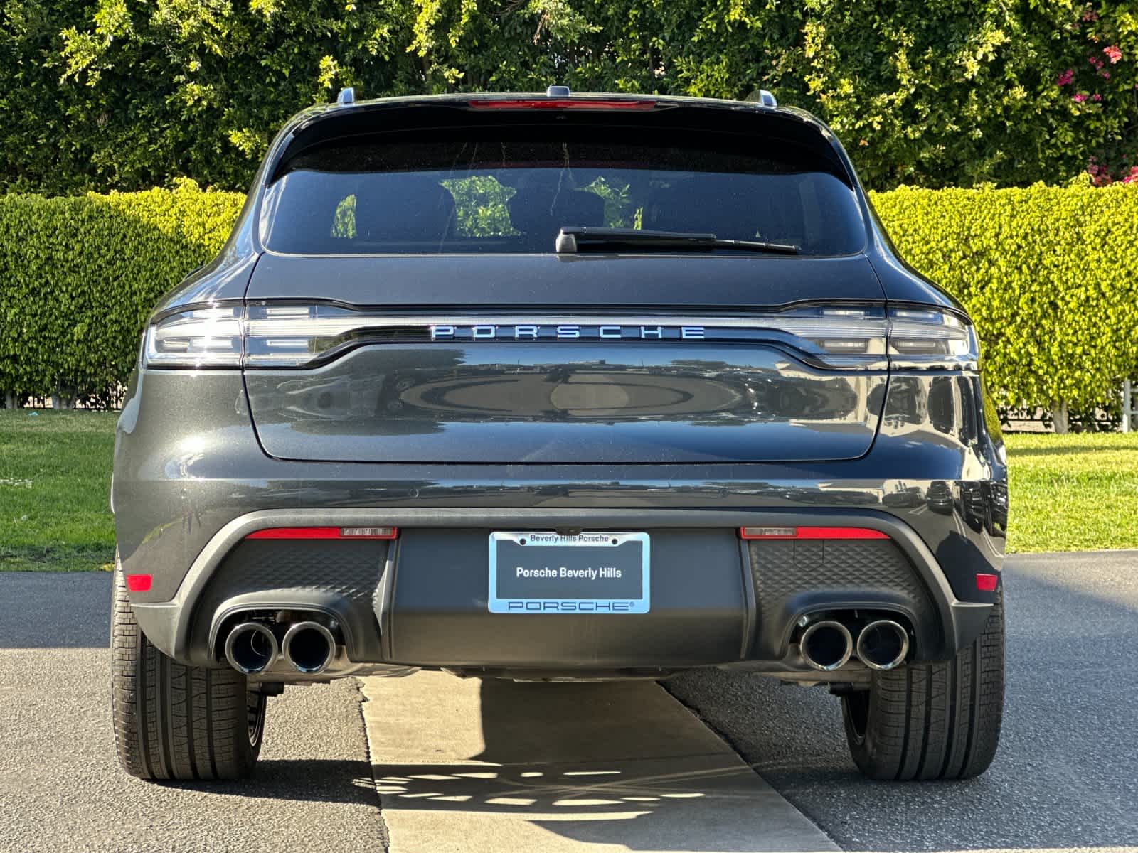 Thumbnail: 2026 Porsche Macan - 7