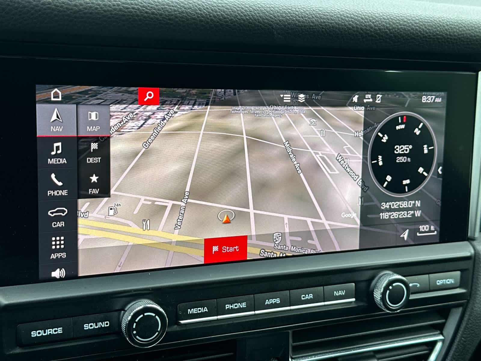 Thumbnail: 2019 Porsche Macan - 22