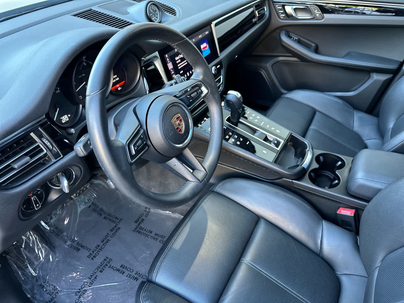 Thumbnail: 2025 Porsche Macan - 4