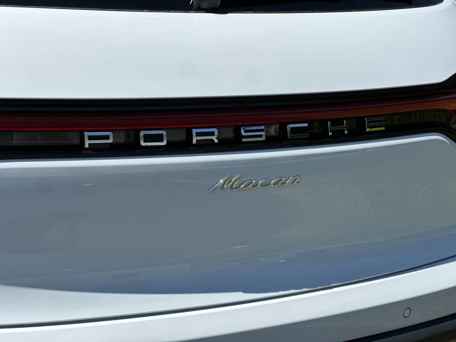 Thumbnail: 2026 Porsche Macan - 31