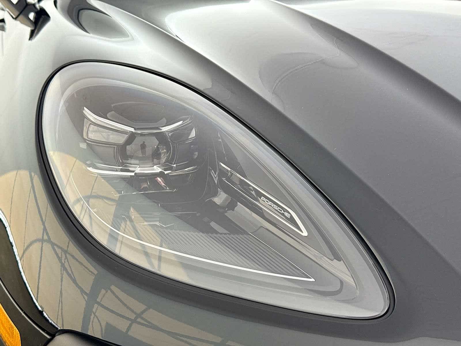 Thumbnail: 2026 Porsche Macan - 29