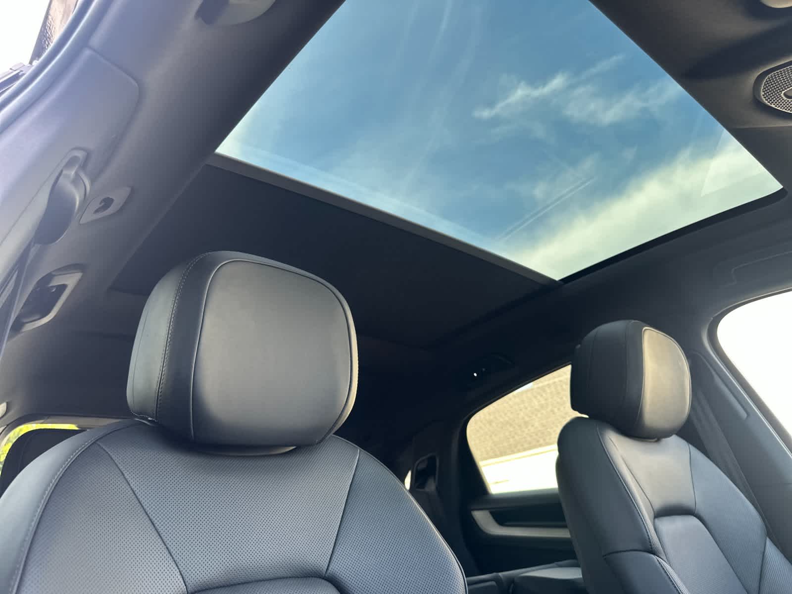 Thumbnail: 2026 Porsche Cayenne - 18