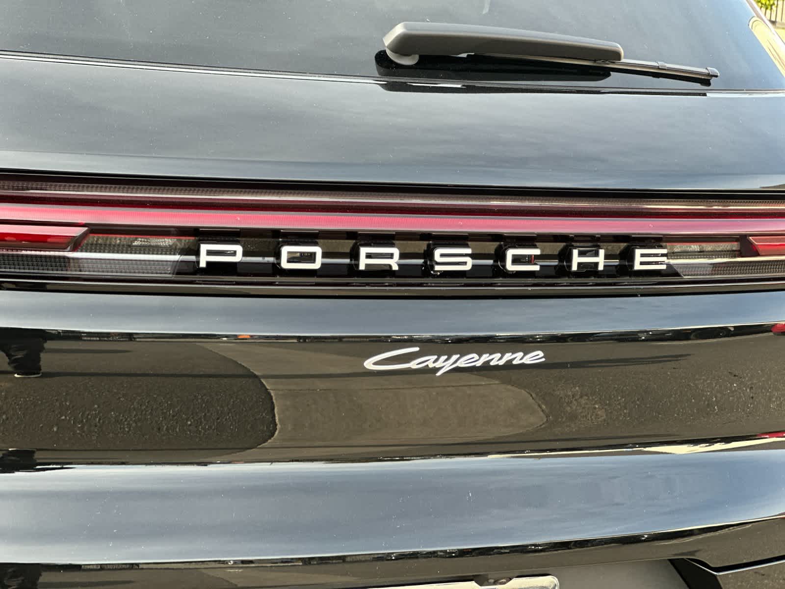 Thumbnail: 2026 Porsche Cayenne - 33