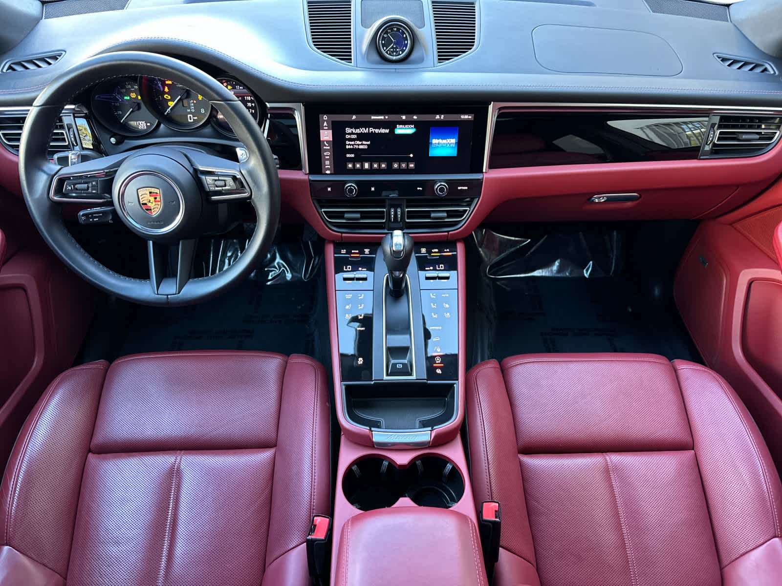 Thumbnail: 2022 Porsche Macan - 6