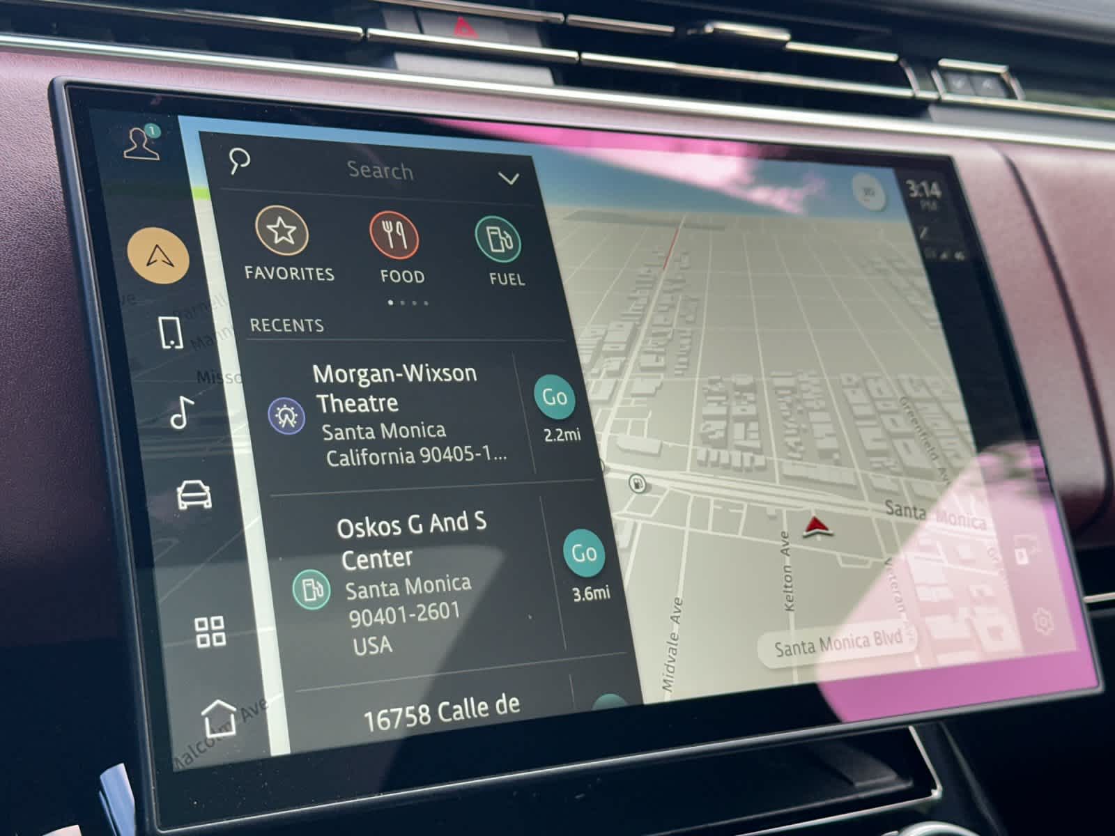 Thumbnail: 2023 Land Rover Range Rover Sport - 22