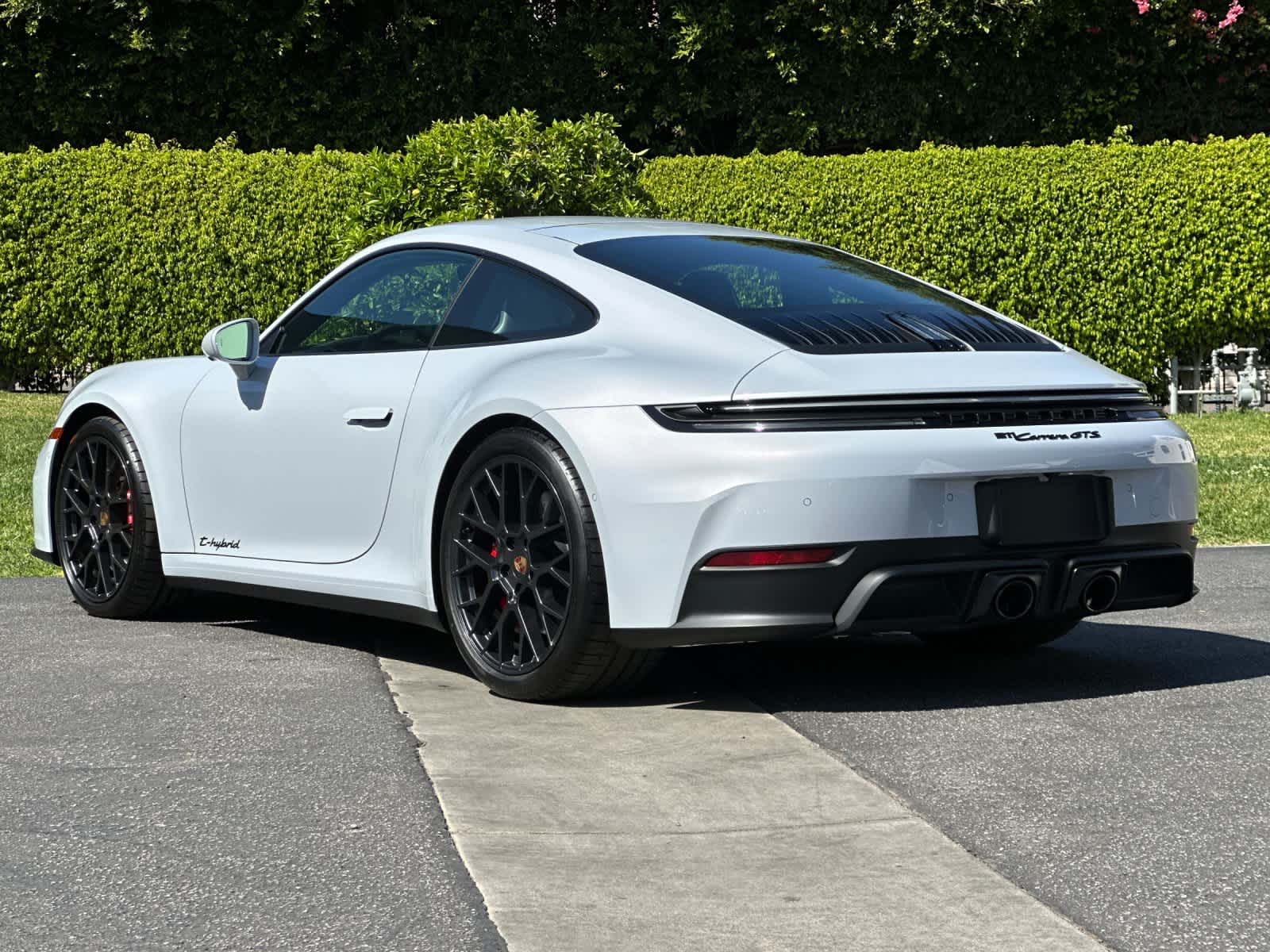 Thumbnail: 2026 Porsche 911 - 3