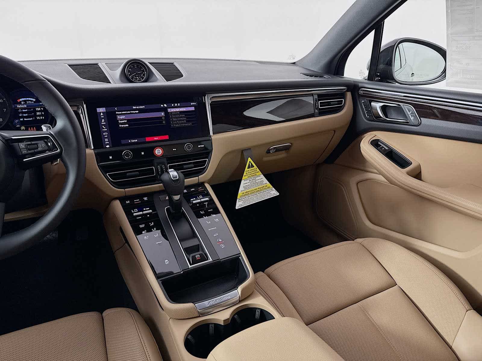 Thumbnail: 2026 Porsche Macan - 19