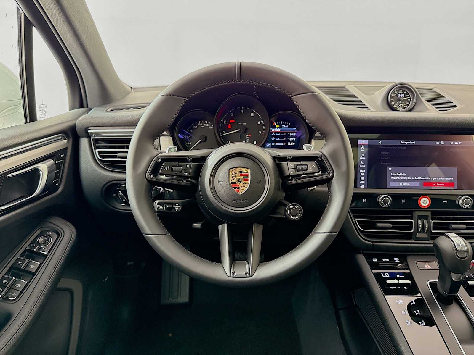 Thumbnail: 2026 Porsche Macan - 18