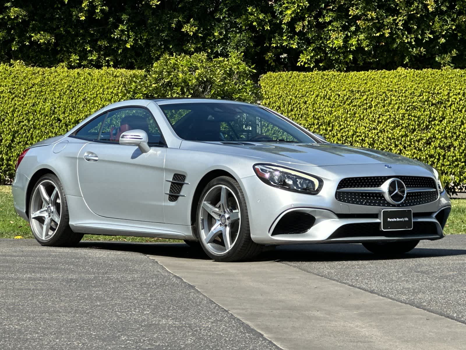 Thumbnail: 2017 Mercedes-Benz SL-Class - 9