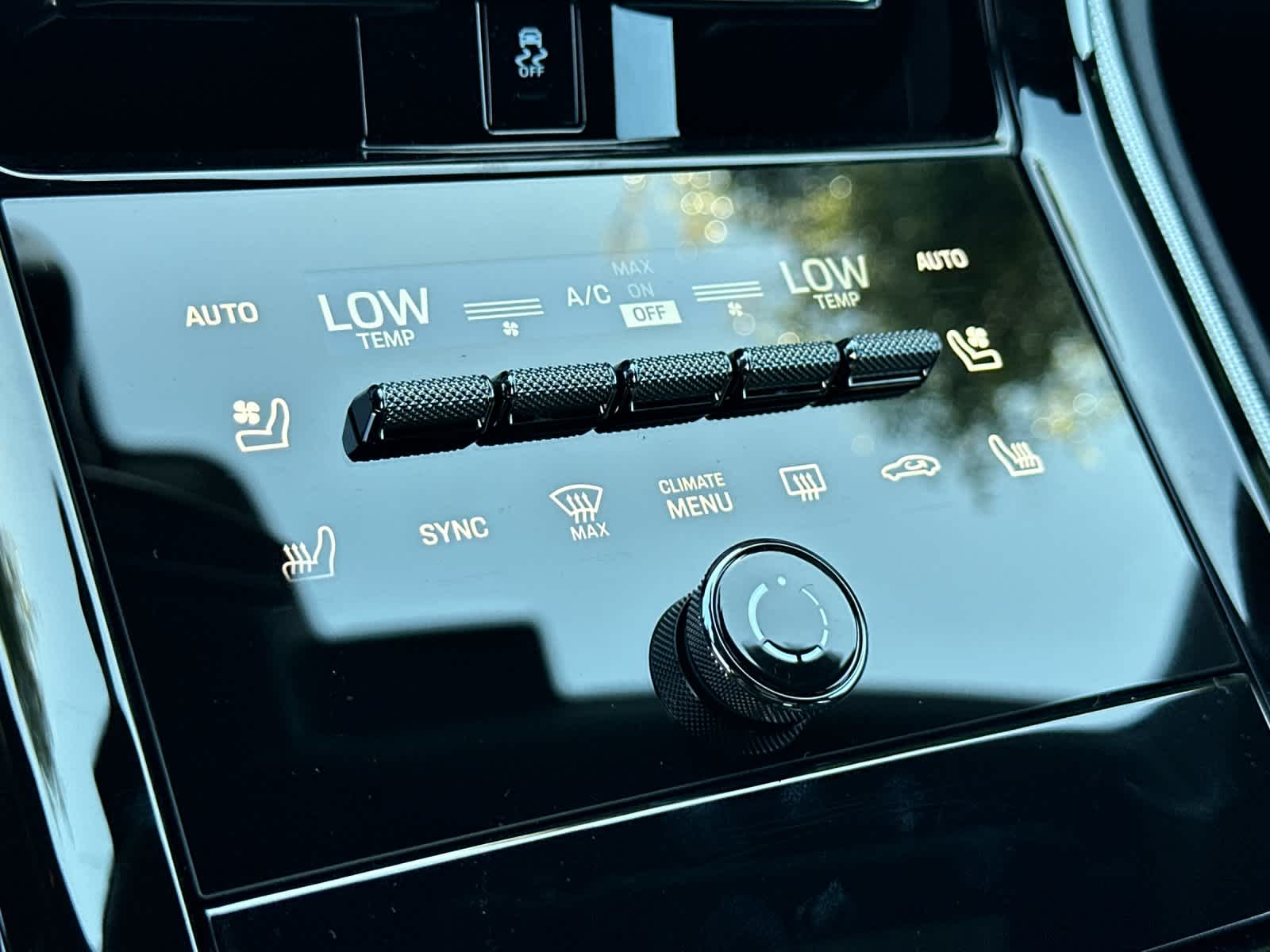 Thumbnail: 2026 Porsche Panamera - 24