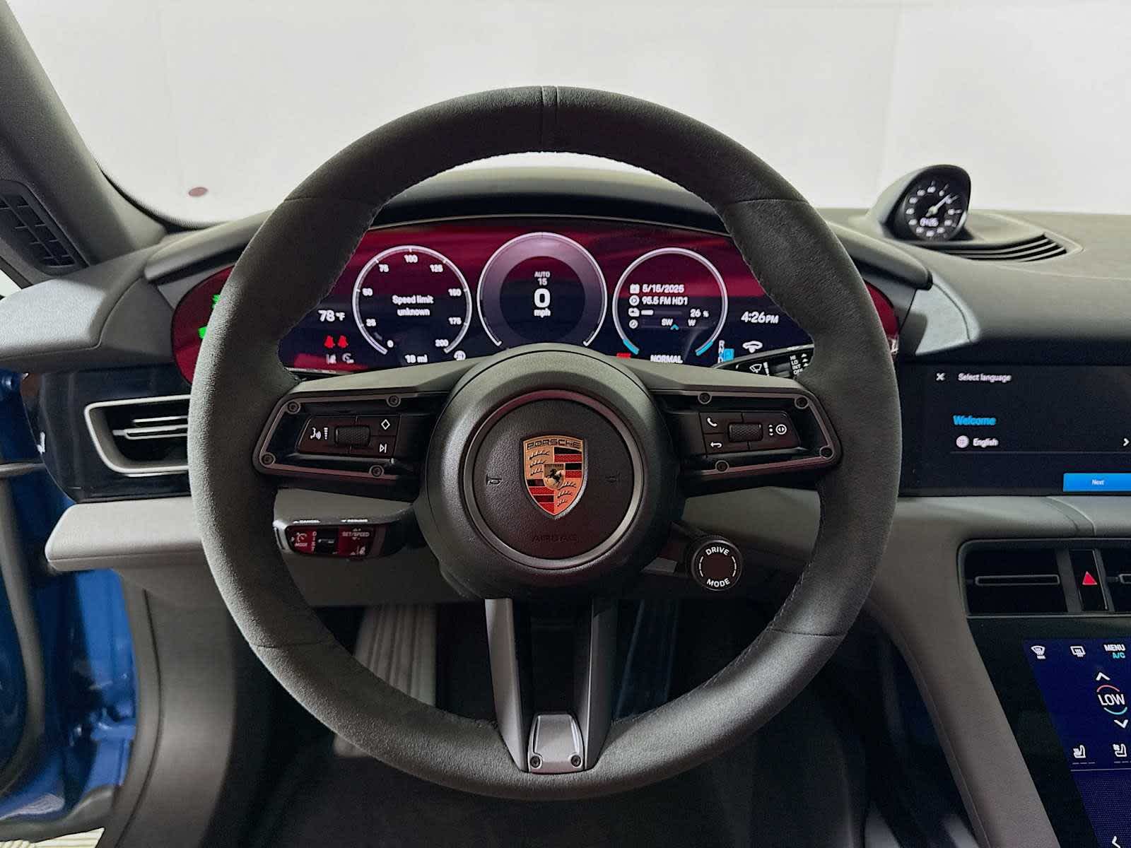 Thumbnail: 2025 Porsche Taycan - 12