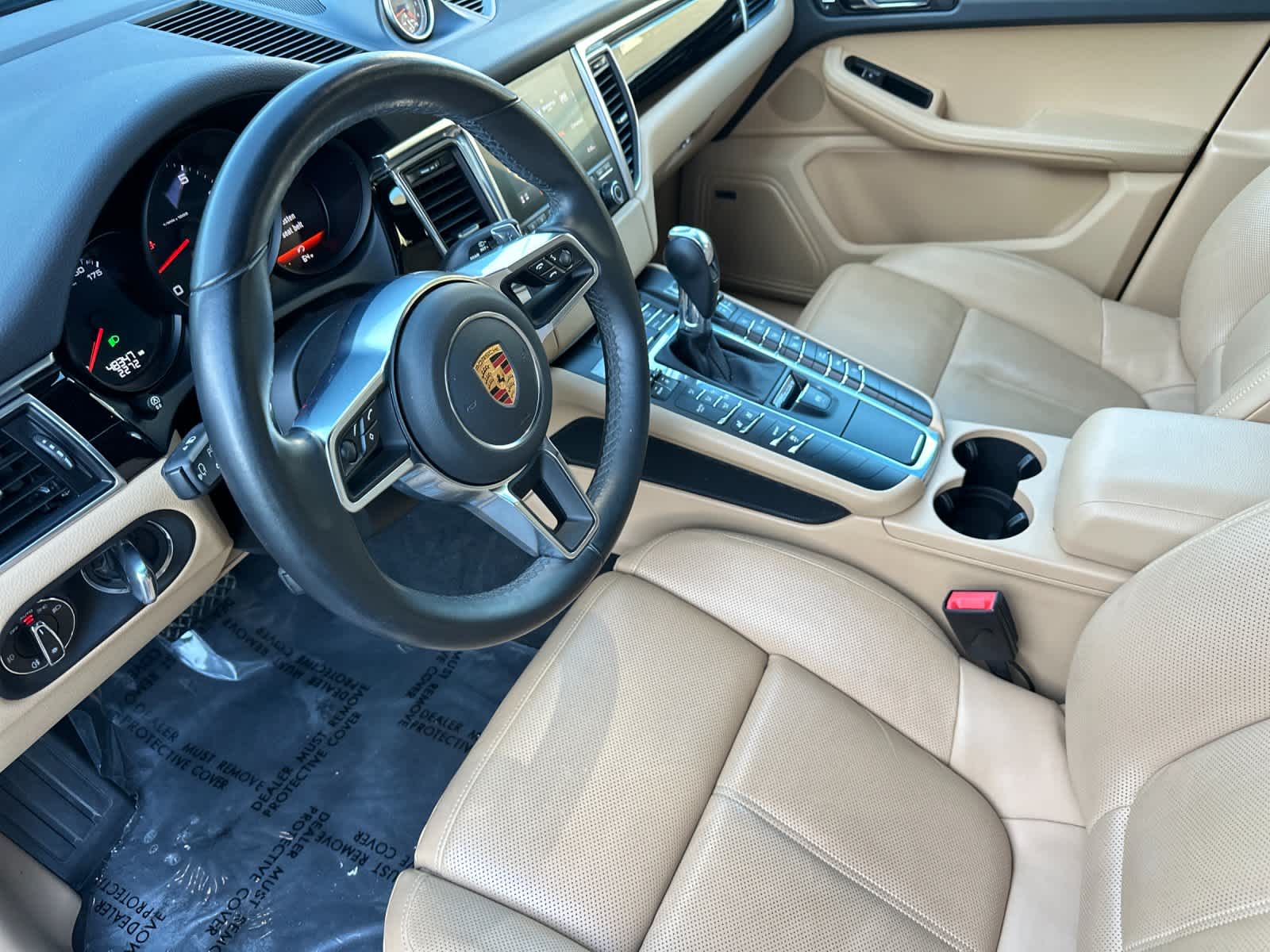 Thumbnail: 2018 Porsche Macan - 4