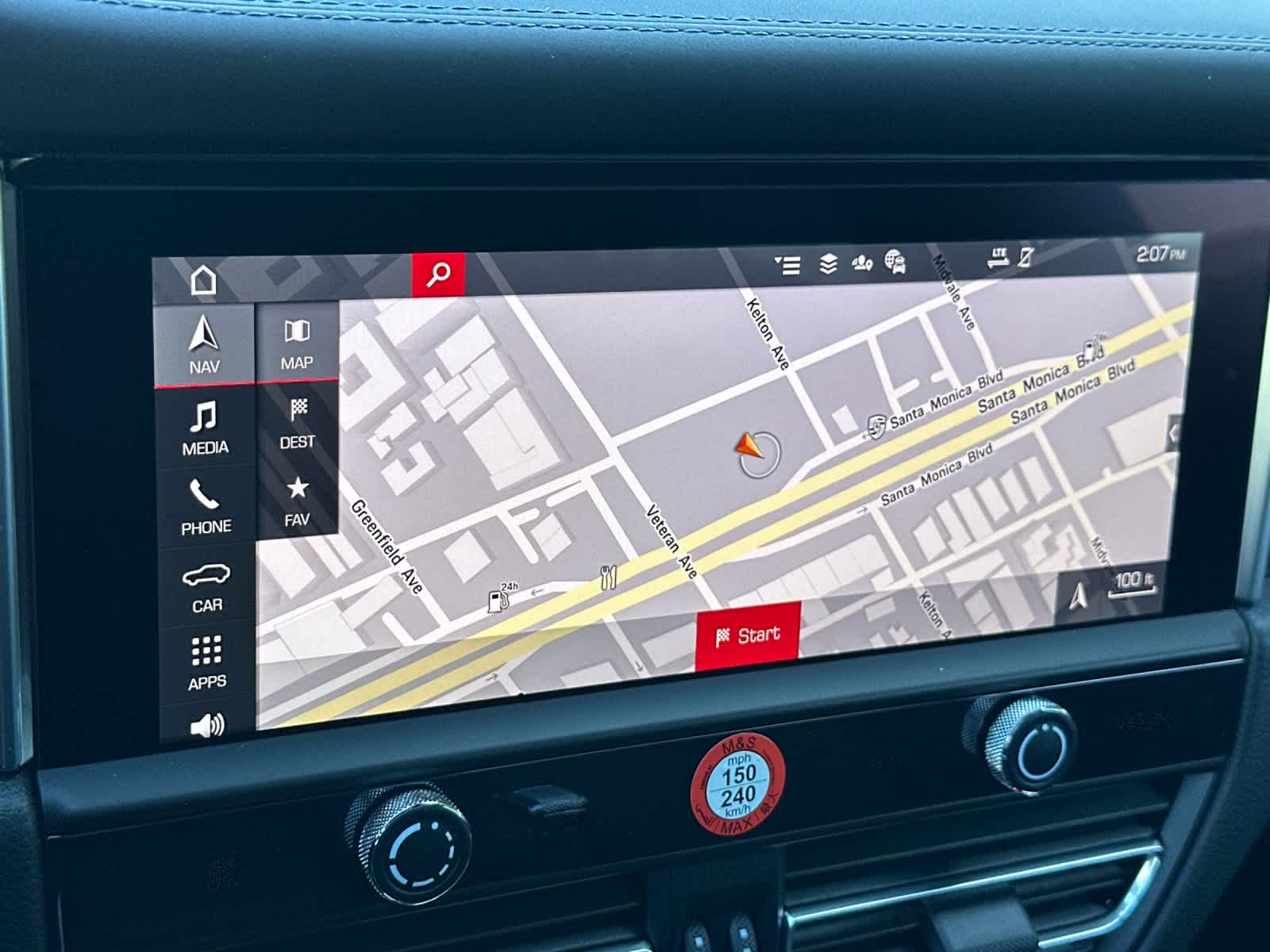 Thumbnail: 2026 Porsche Macan - 22