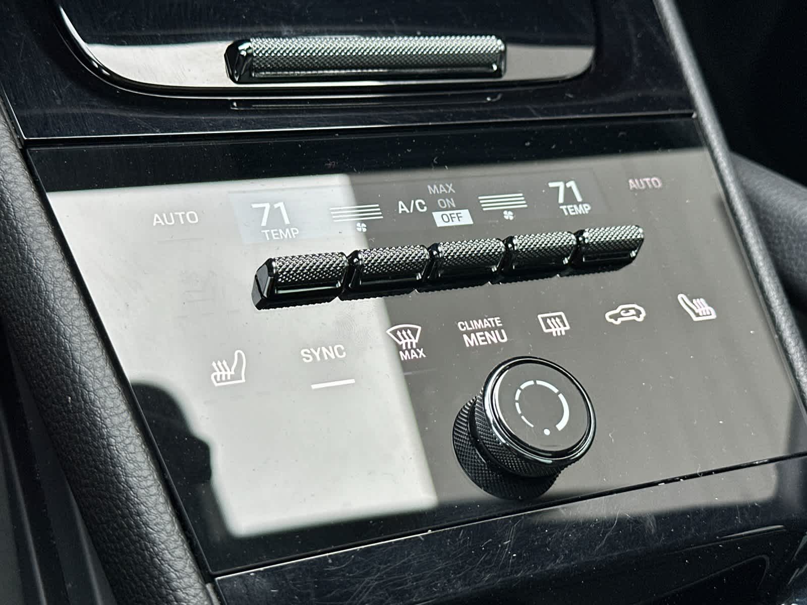 Thumbnail: 2024 Porsche Cayenne - 24