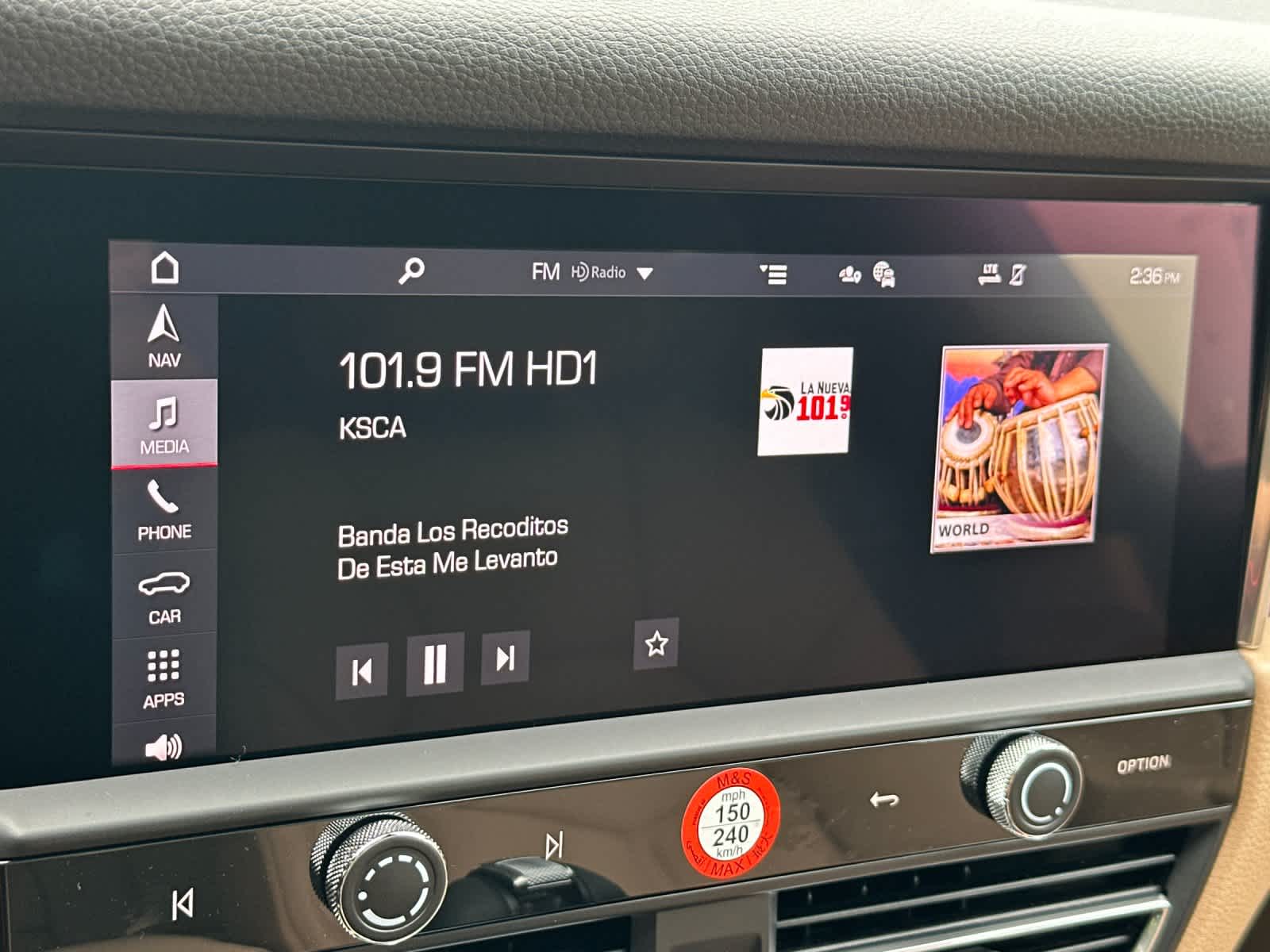 Thumbnail: 2026 Porsche Macan - 20