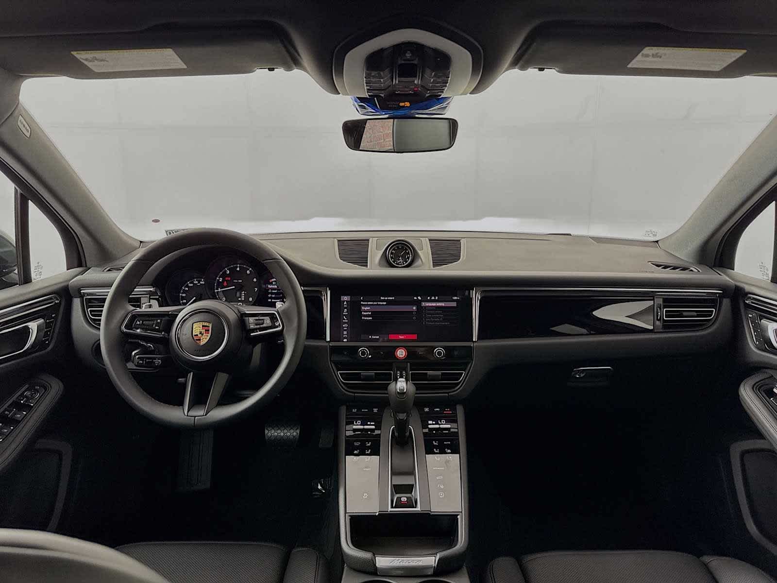 Thumbnail: 2026 Porsche Macan - 27