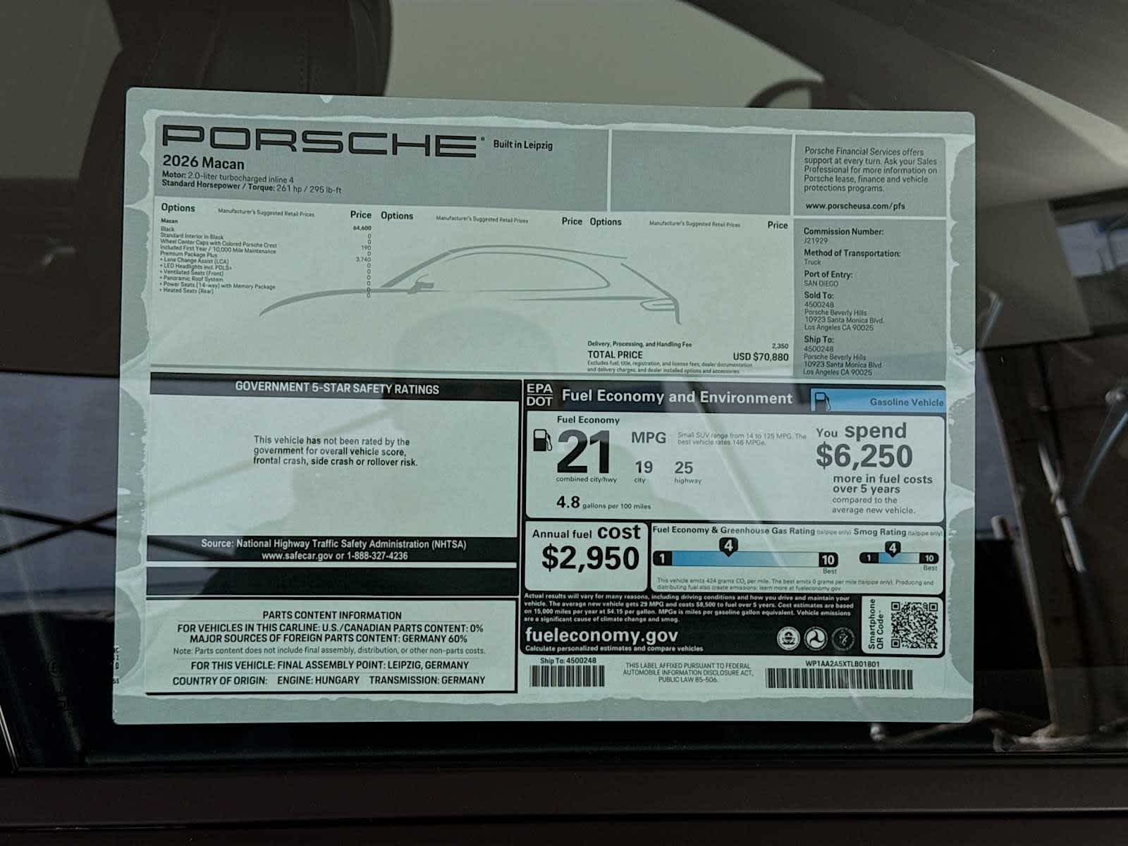 Thumbnail: 2026 Porsche Macan - 27