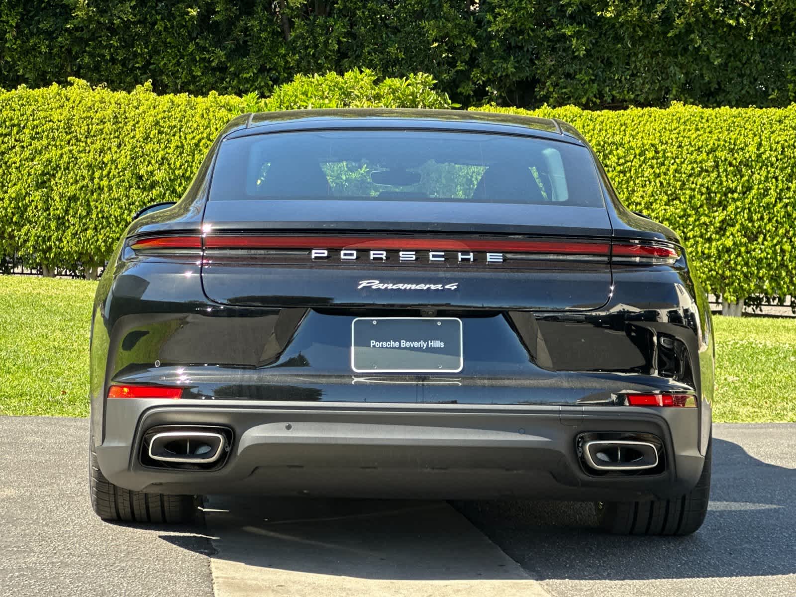 Thumbnail: 2026 Porsche Panamera - 7