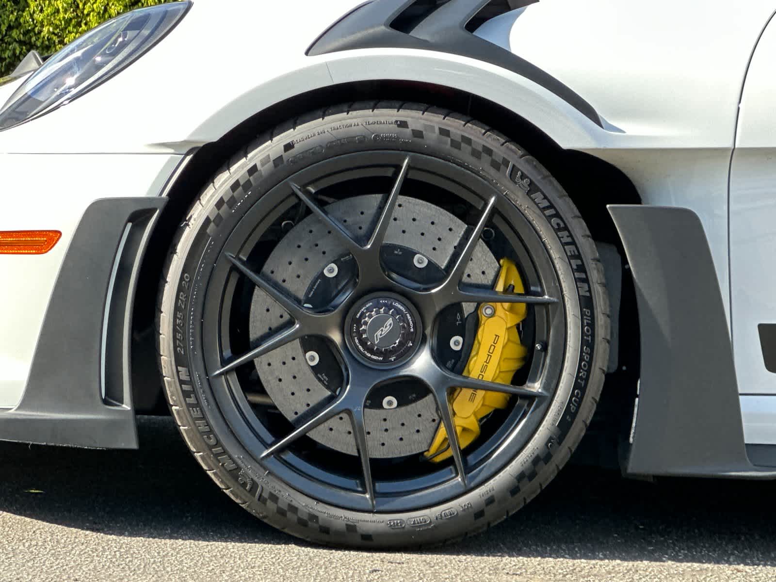 Thumbnail: 2025 Porsche 911 - 25