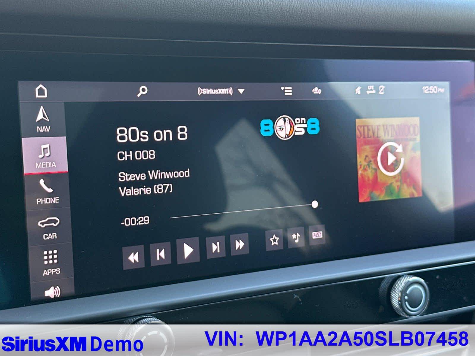 Thumbnail: 2025 Porsche Macan - 32